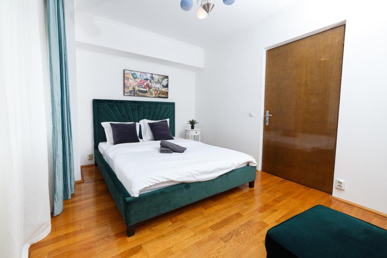 Color Apartments Unirii 14 Blv Бухарест Экстерьер фото